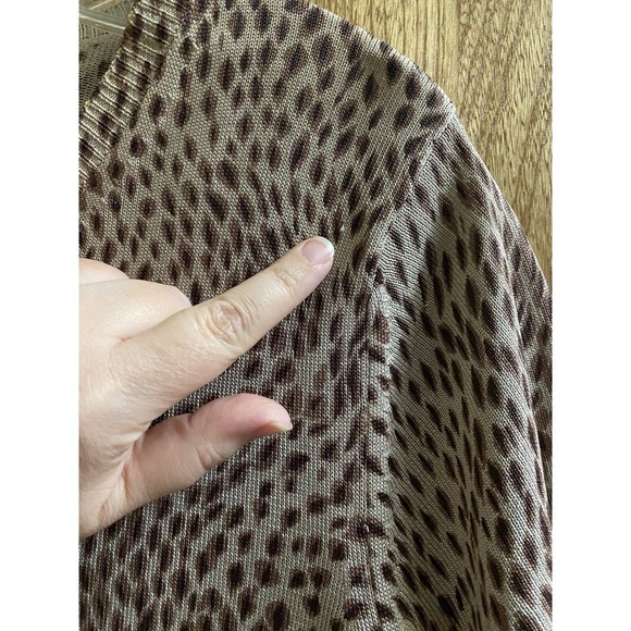 SILX 100% Silk Women's Leopard Print Stretch Blouse Size M Petite Short Sleeve - Picture 6 of 11